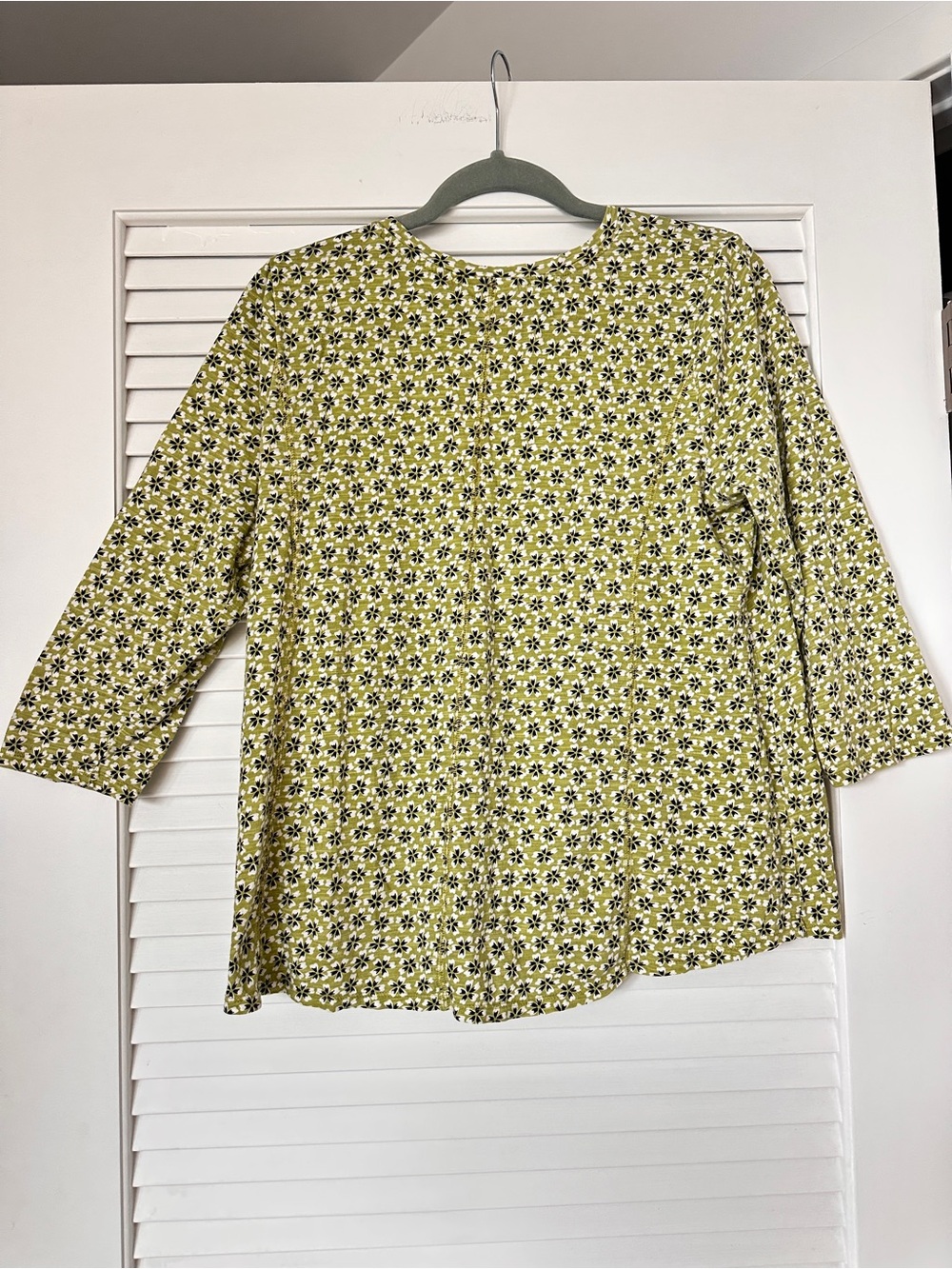 J. Jill Green Floral 3/4 Sleeve 100% Pima Cotton Center Seam Size M - Picture 8 of 16